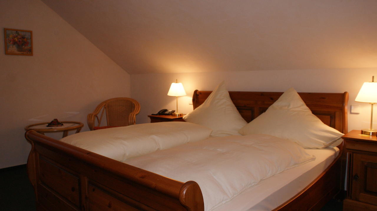 Hellental Landhotel Loenskrug חדר תמונה