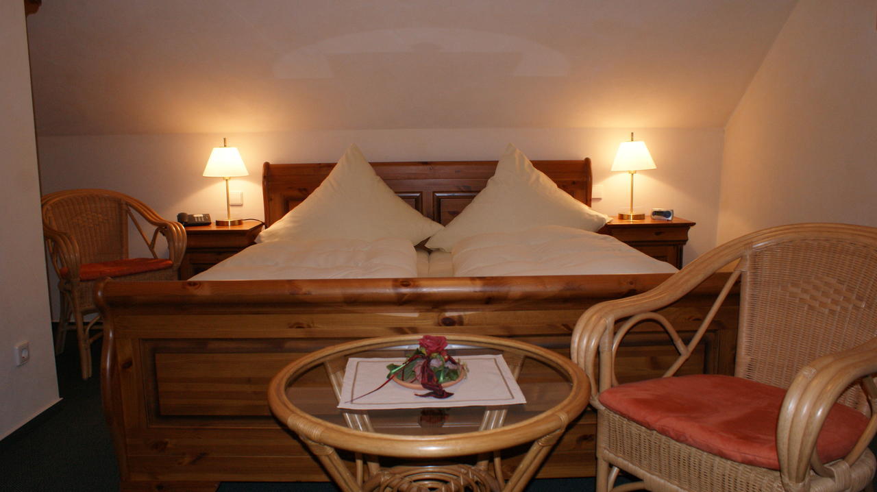 Hellental Landhotel Loenskrug מראה חיצוני תמונה